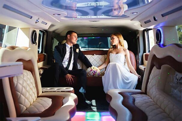  Wedding Car: What Car to Rent for the Big Event