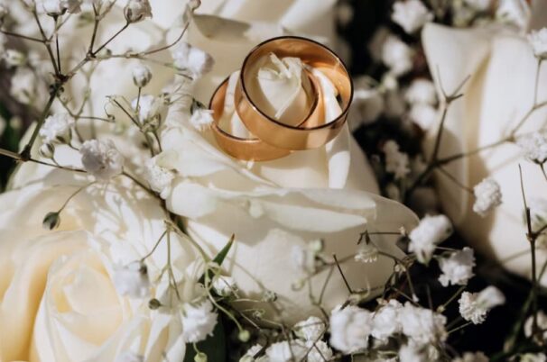 Do Wedding Bands Have to Match – Decoding Bridal Traditions